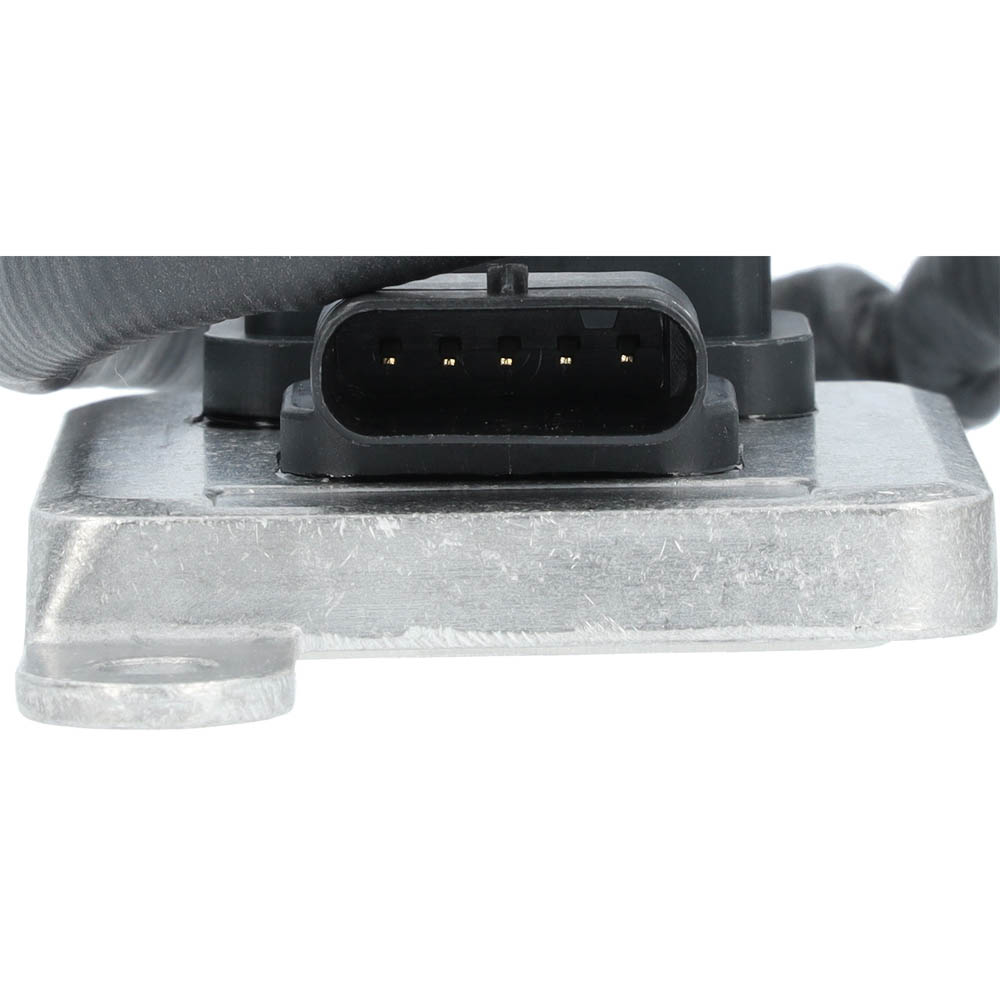 2016 Mercedes Benz Sprinter Van Nitrogen Oxide (NOx) Sensor