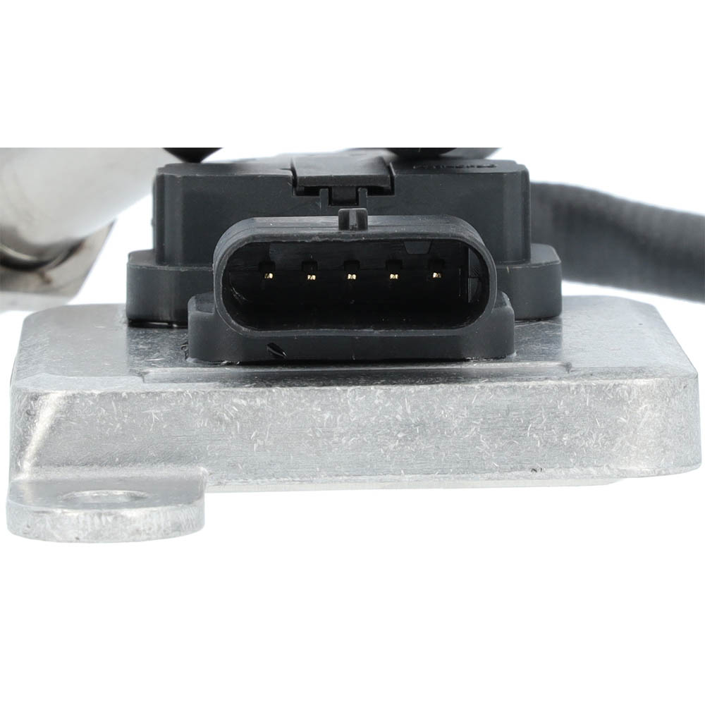 2017 Mercedes Benz Sprinter Van Nitrogen Oxide (NOx) Sensor