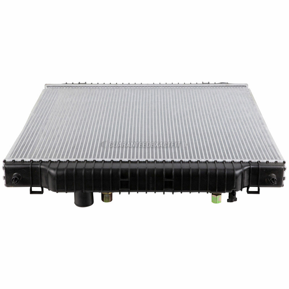2003 Ford Excursion Radiator