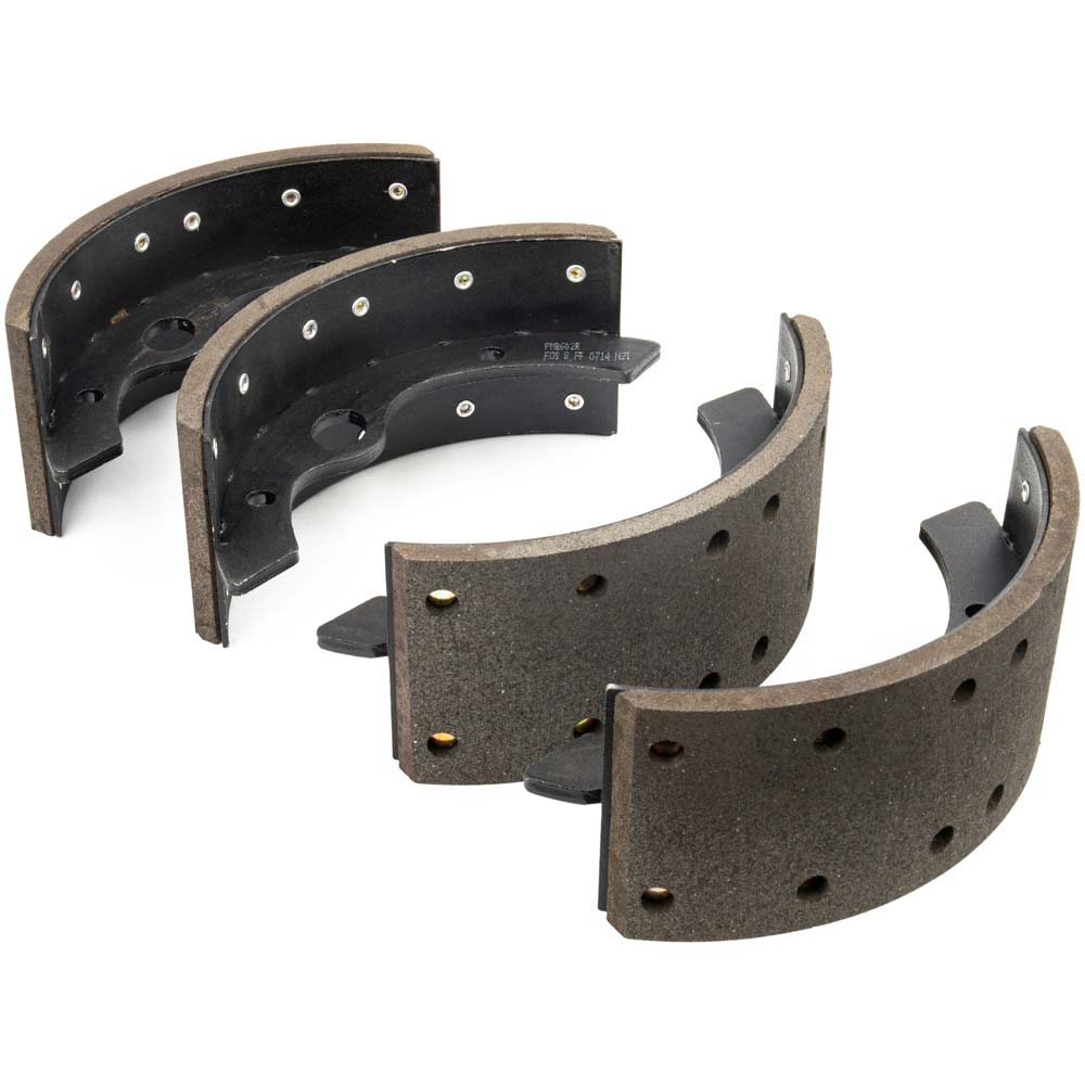 2004 Ud 2000 Brake Shoe Set