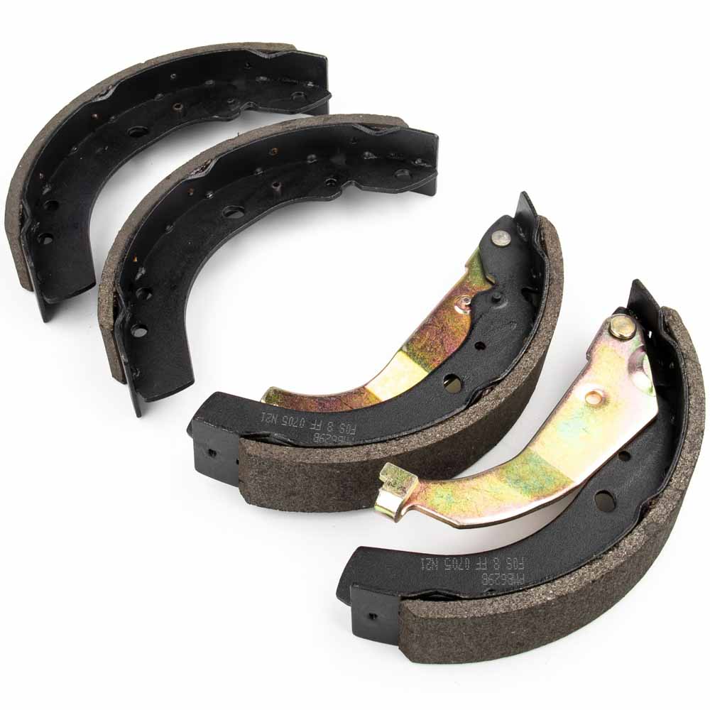 1990 Chrysler LeBaron Brake Shoe Set