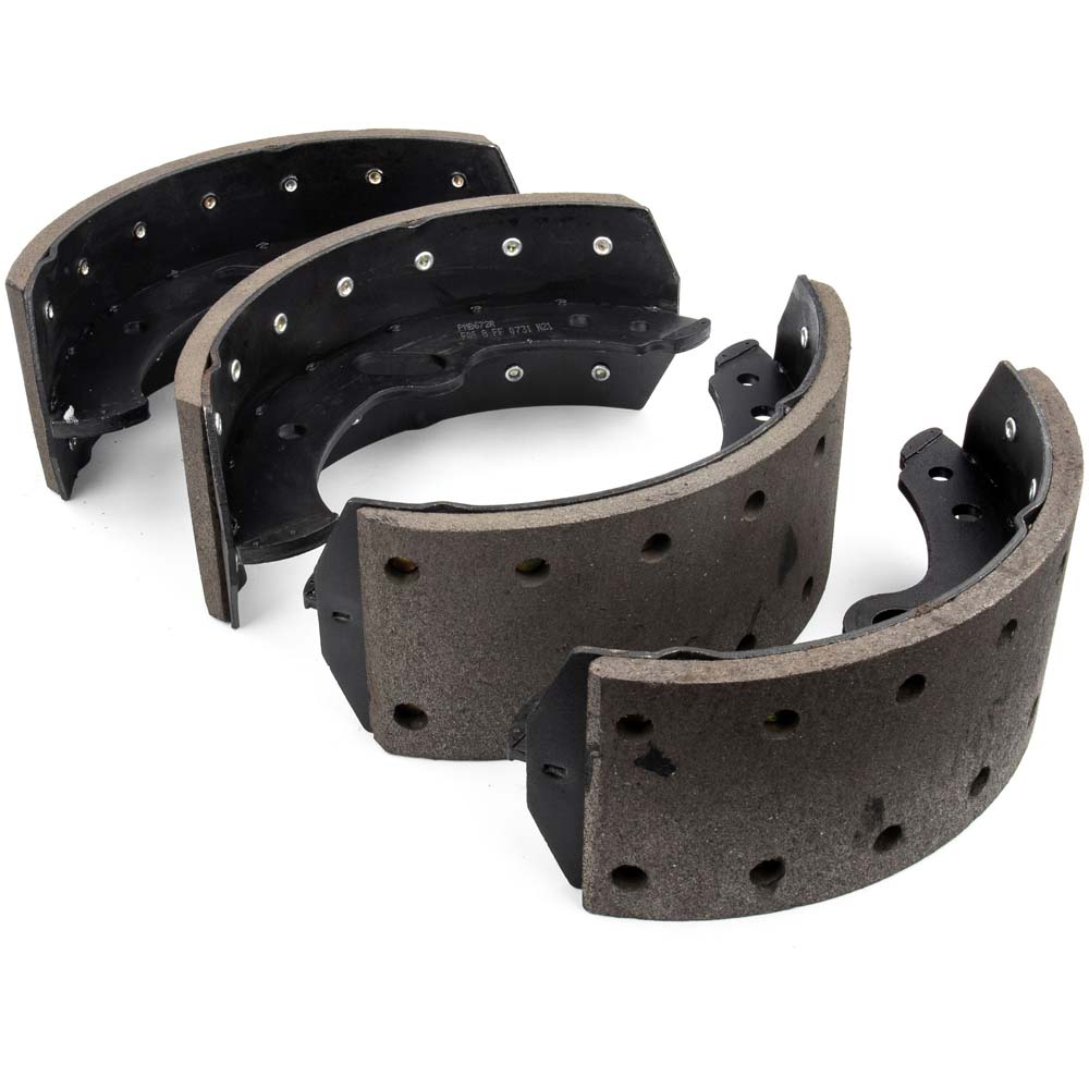 1996 Isuzu FRR Brake Shoe Set
