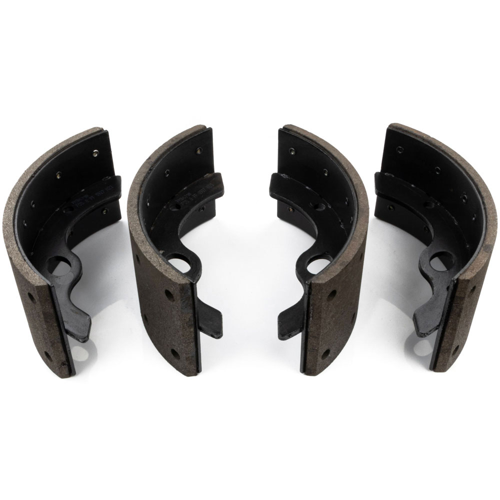 2003 Ud 1800CS Brake Shoe Set