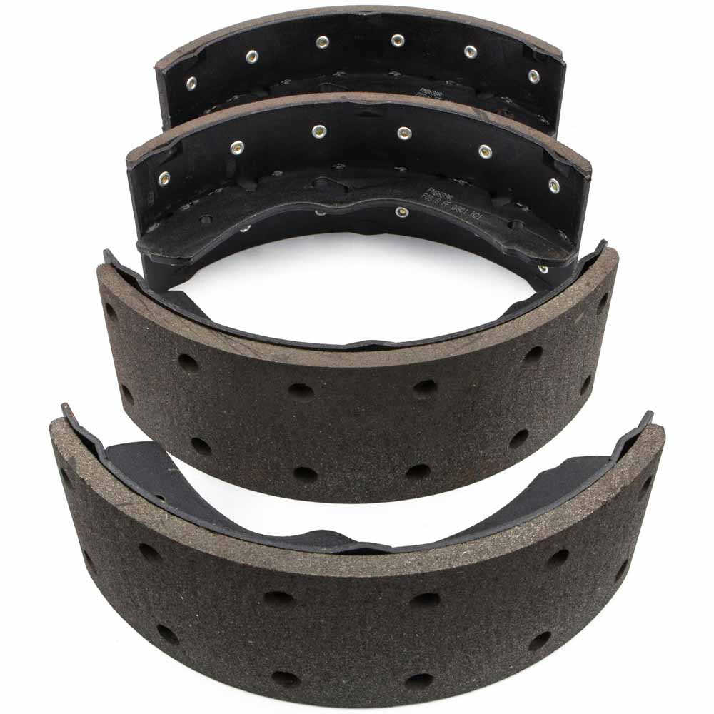 1994 Isuzu NPR Brake Shoe Set