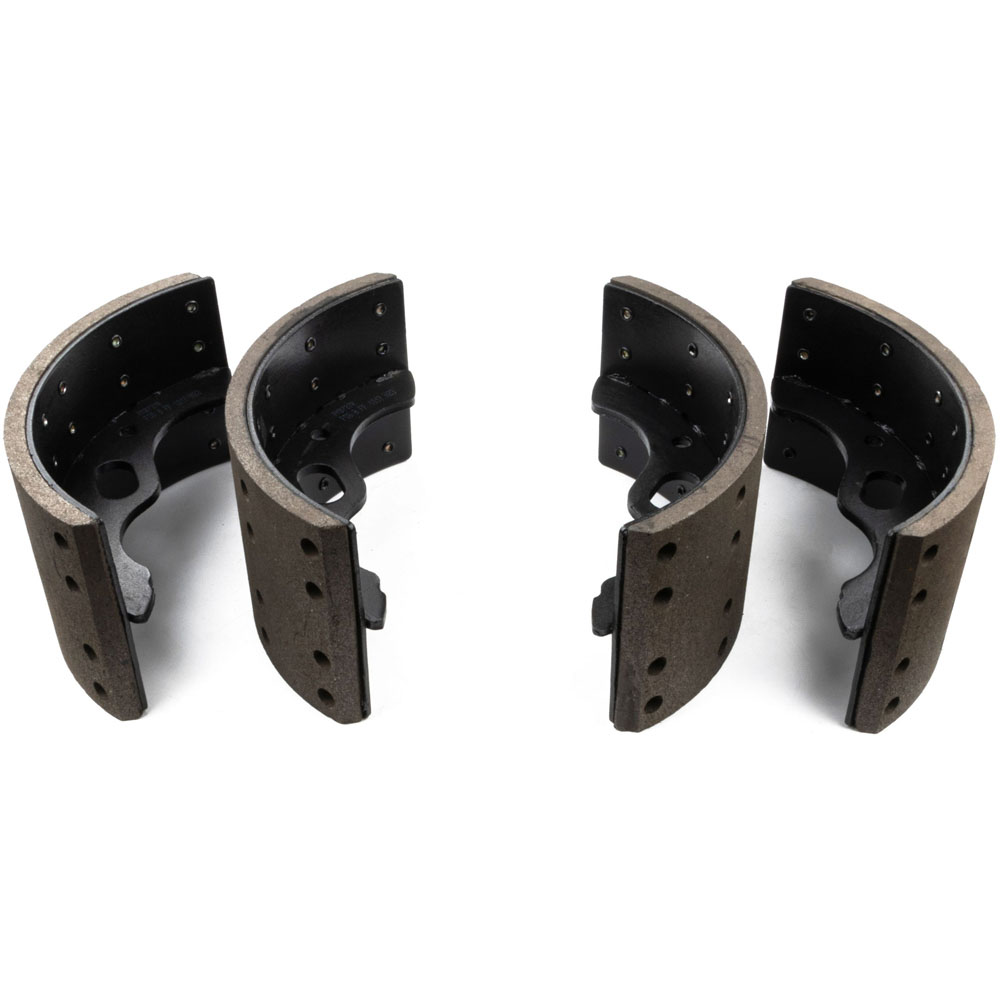 1996 Isuzu FRR Brake Shoe Set