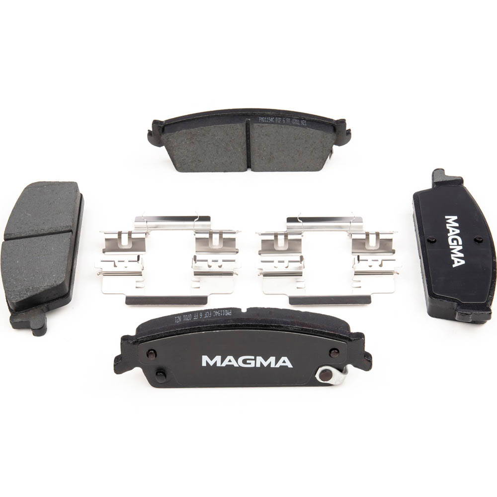 2000 Cadillac Escalade Brake Pad Set