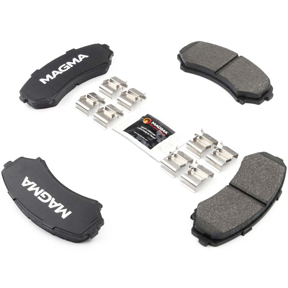 2003 Mitsubishi Montero Brake Pad Set