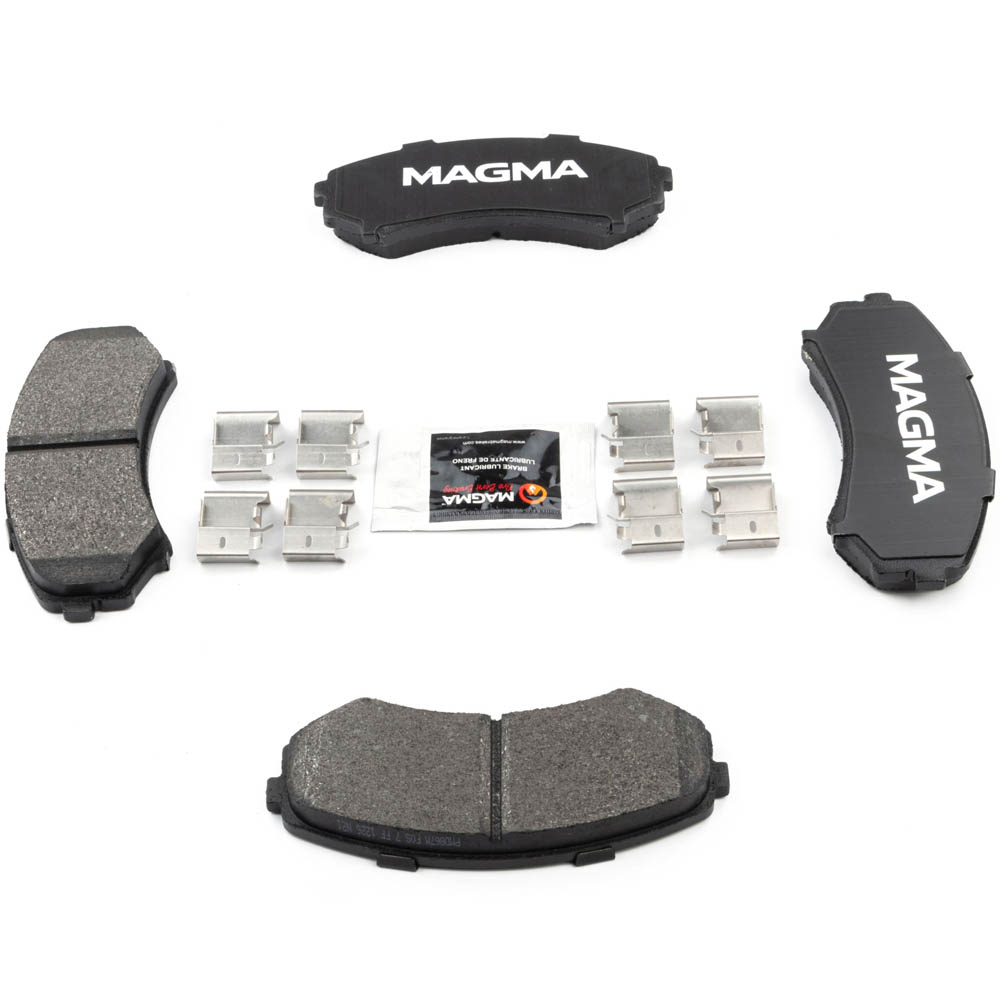 2003 Mitsubishi Montero Brake Pad Set