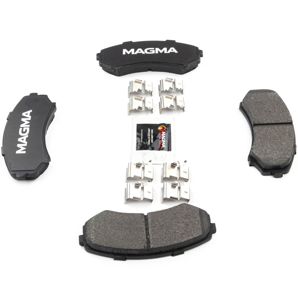 2003 Mitsubishi Montero Brake Pad Set