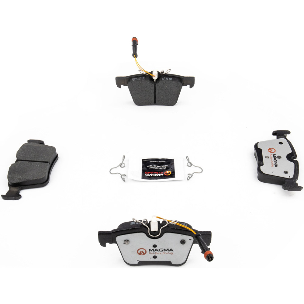 2015 Mercedes Benz C400 Brake Pad Set