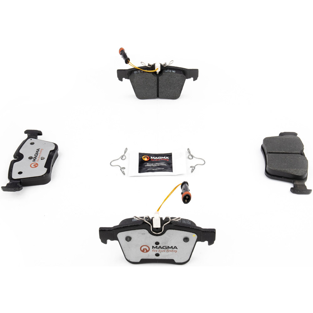 2015 Mercedes Benz C400 Brake Pad Set