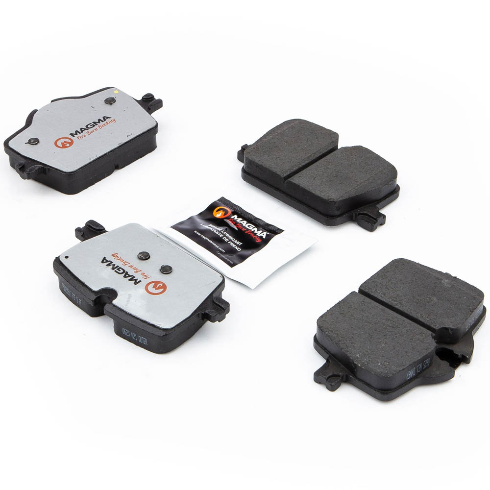 2021 Bmw 330e Brake Pad Set