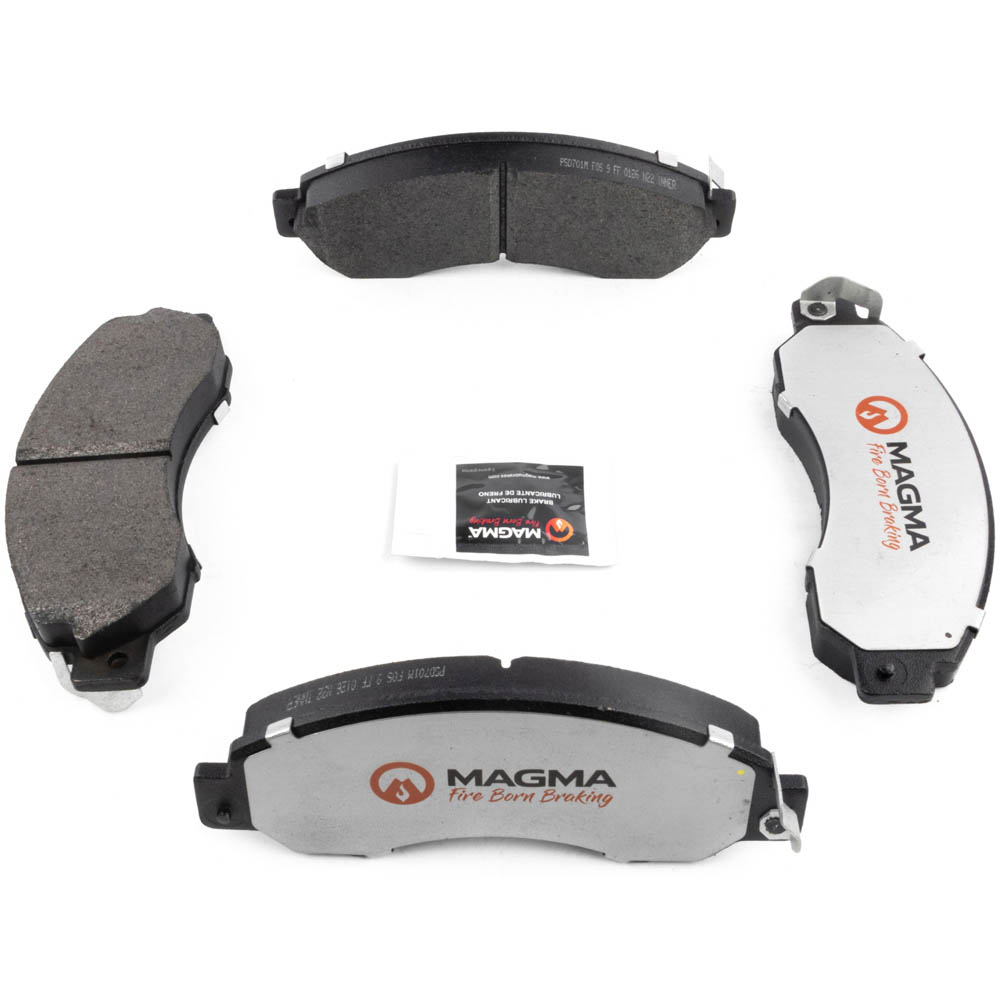 2000 Ud 1400 Brake Pad Set