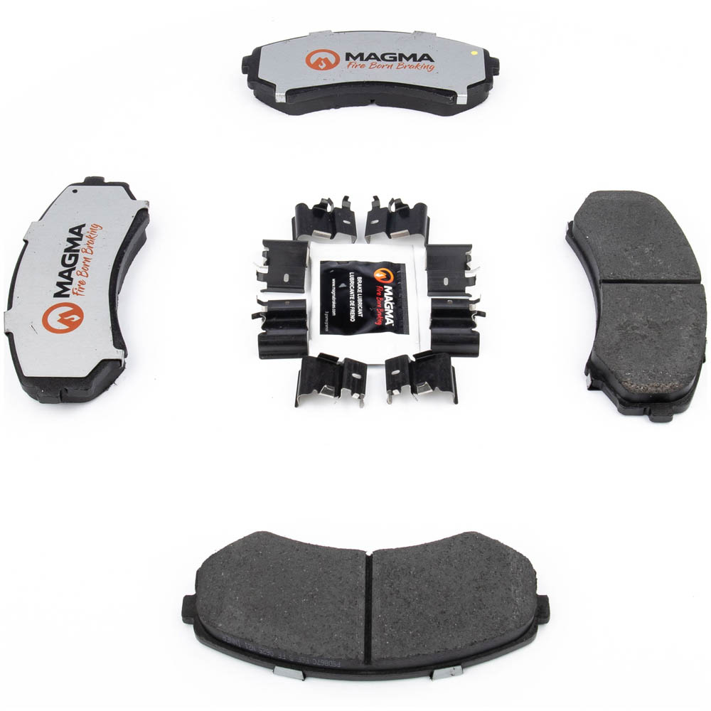 2003 Mitsubishi Montero Brake Pad Set