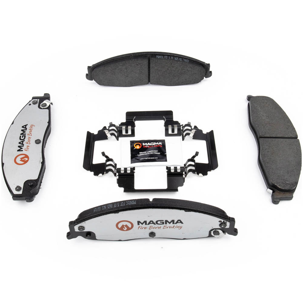 2004 Cadillac CTS Brake Pad Set