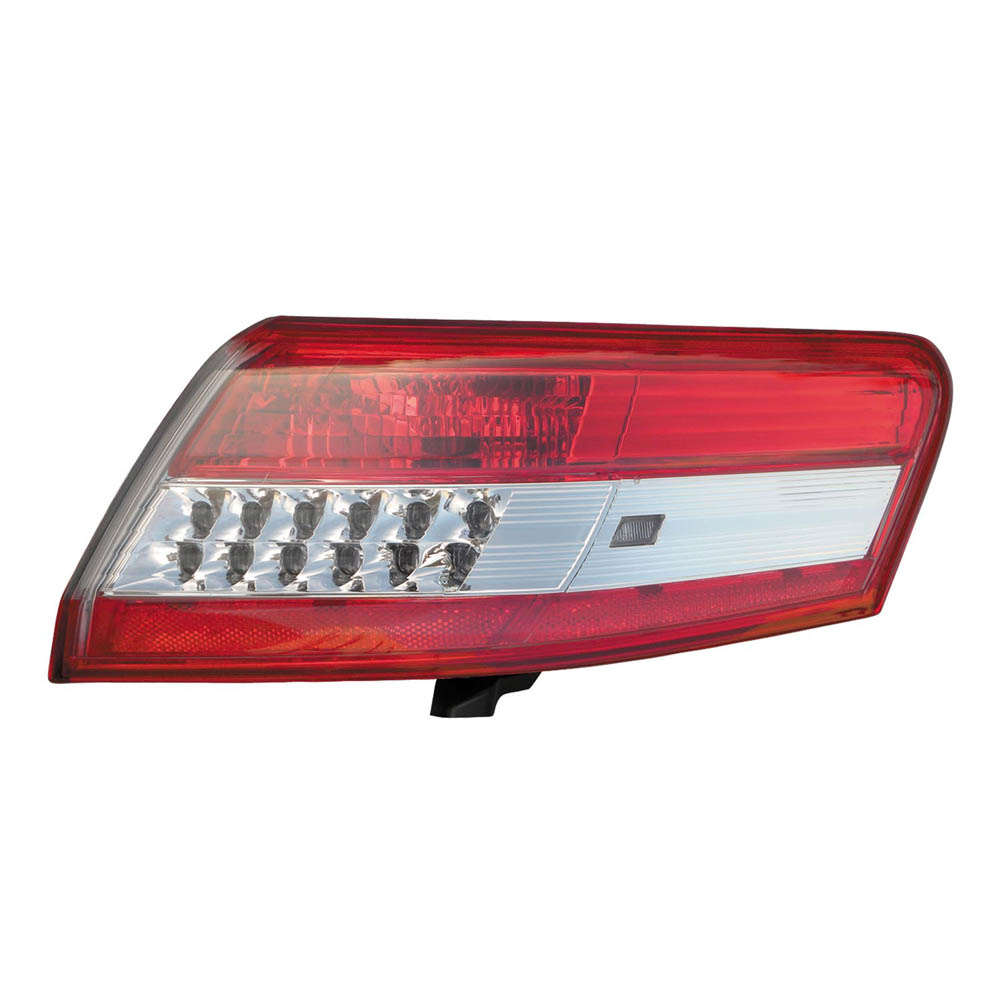 2011 Toyota Camry Tail Light Assembly Pair