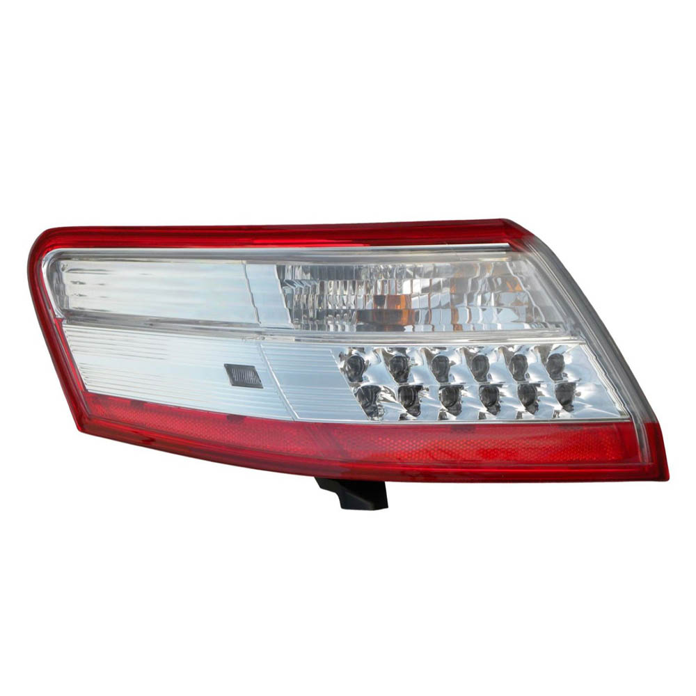 2011 Toyota Camry Tail Light Assembly Pair