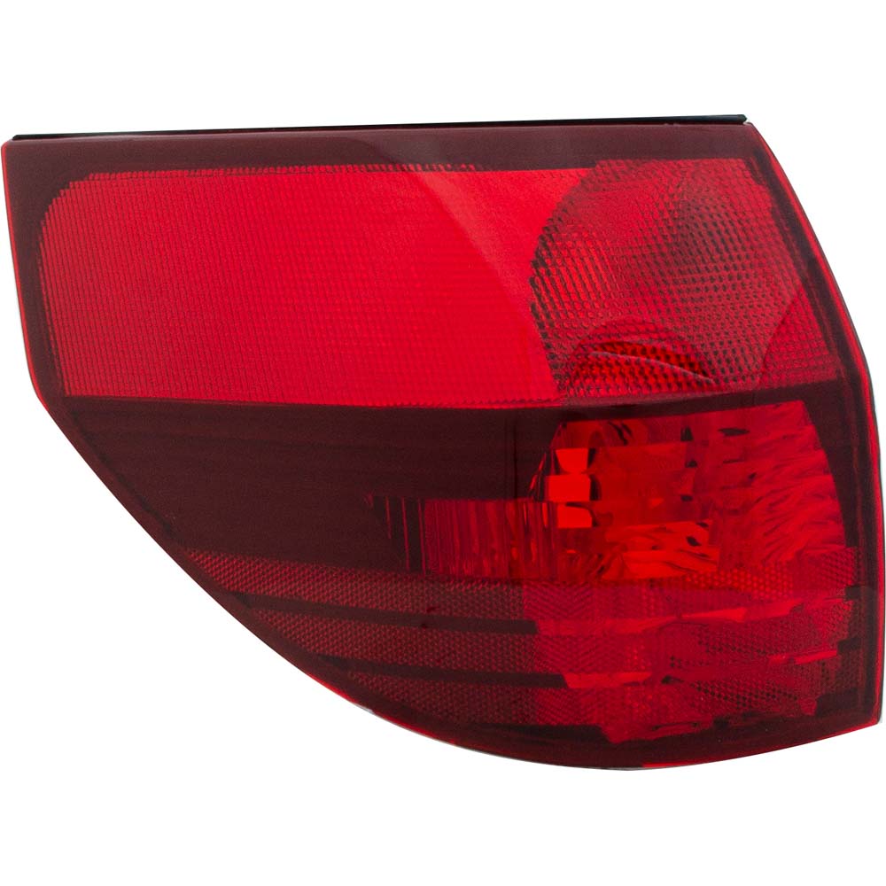 2004 Toyota Sienna Tail Light Assembly Pair