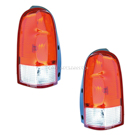 2006 Saturn Relay Tail Light Assembly Pair 1