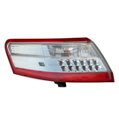 2011 Toyota Camry Tail Light Assembly Pair 3
