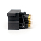 2021 Bmw Alpina B7 Air Suspension Solenoid Valve Unit 2